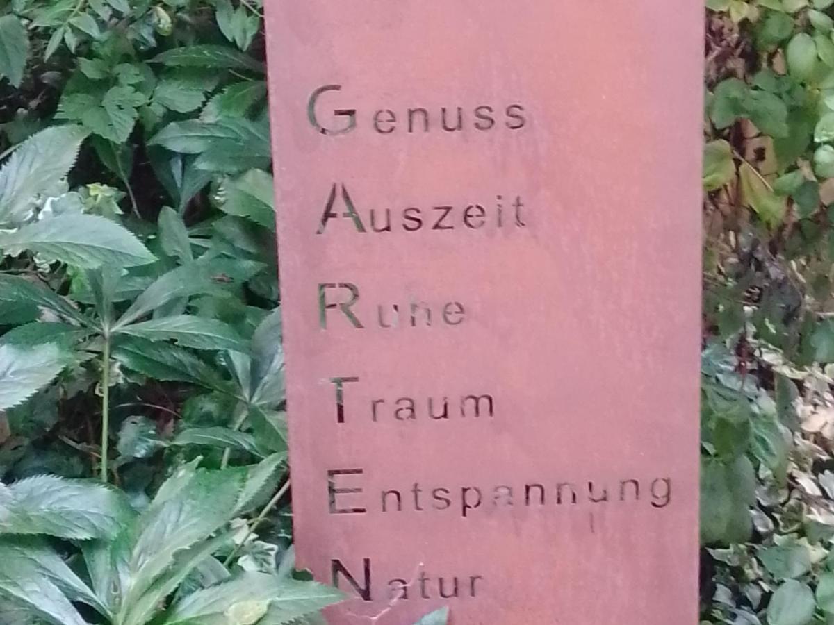 Gaestezimmer Am Hof Zwiefalten エクステリア 写真