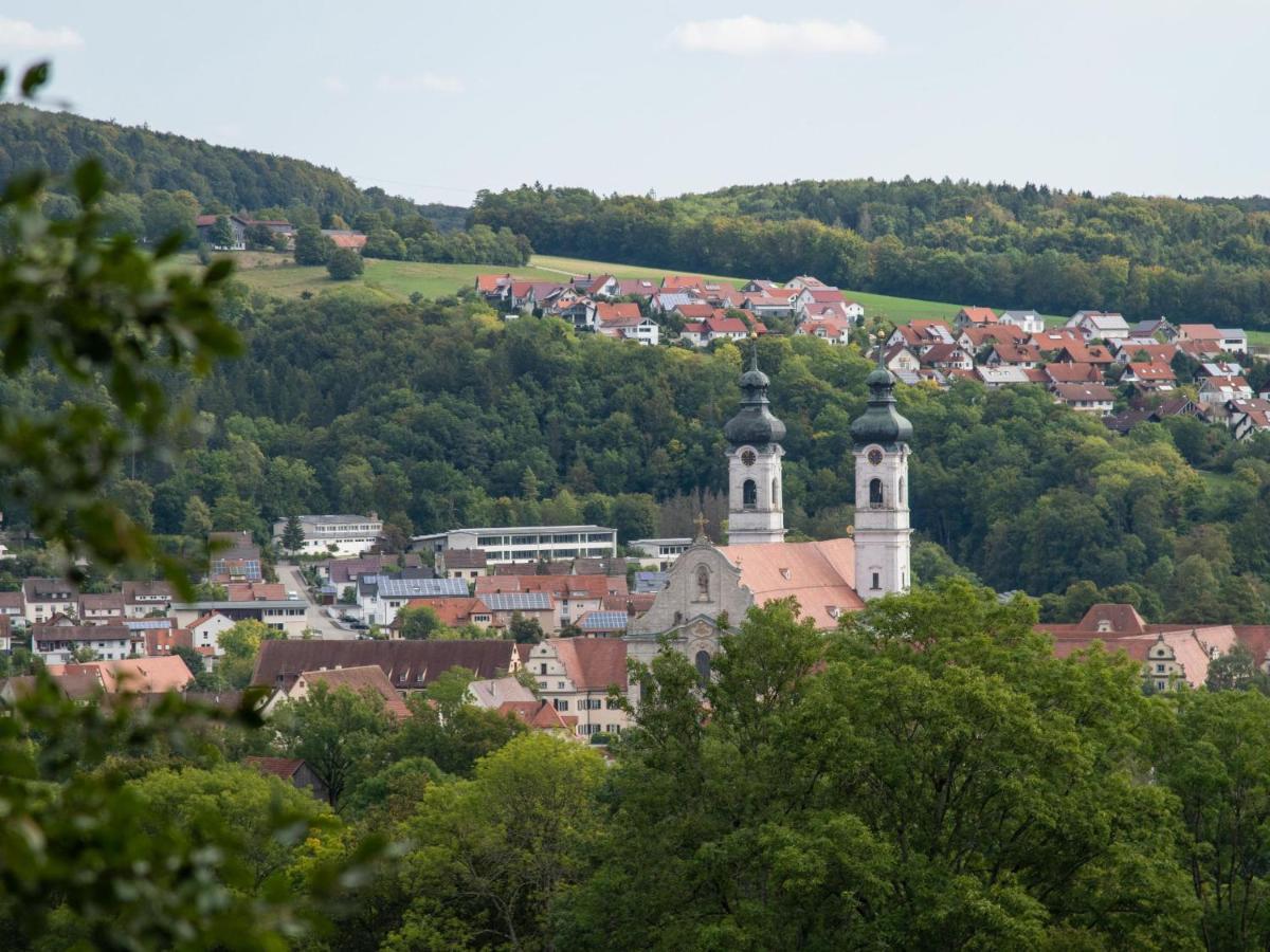 Gaestezimmer Am Hof Zwiefalten エクステリア 写真